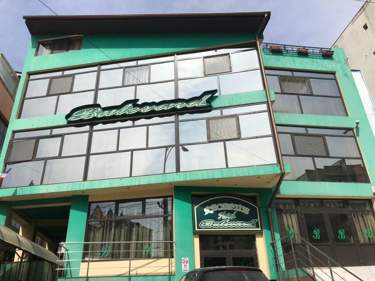 Hotel Bulevard Дробета-Турну-Северин Екстер'єр фото